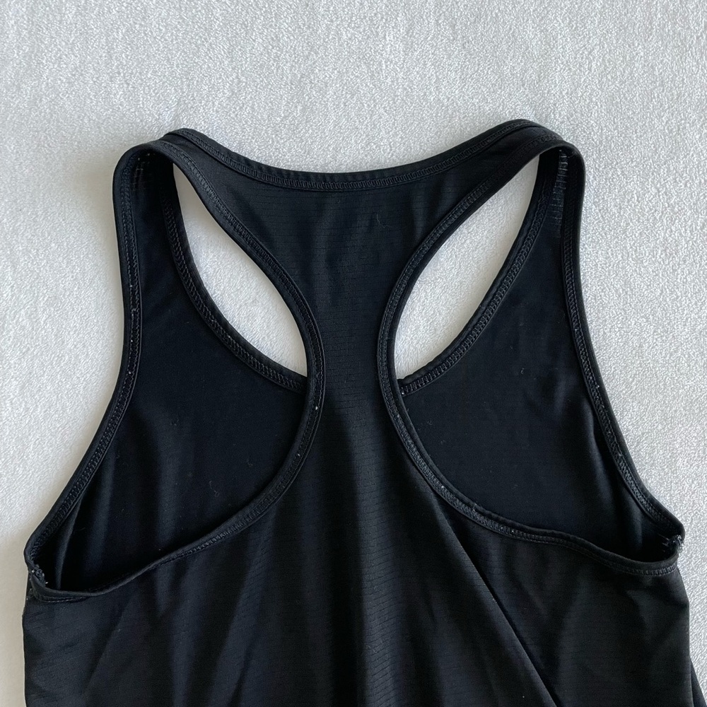 Black Workout Tank - Picture 4 of 4